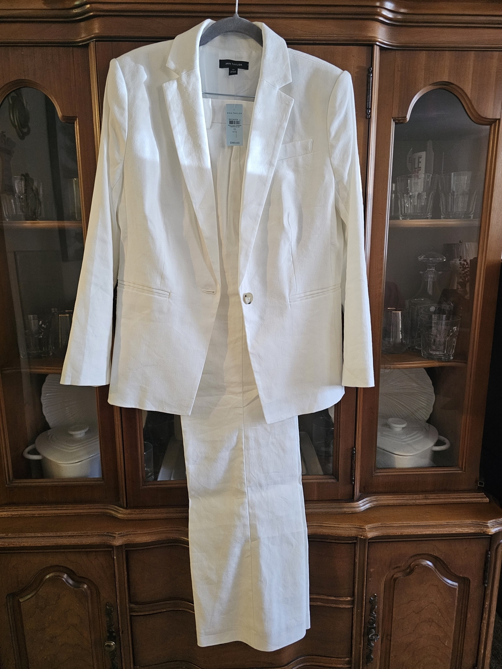 Ann Taylor White Linen-Blend Single-Button Blazer and Pants. Set/ $189-$119